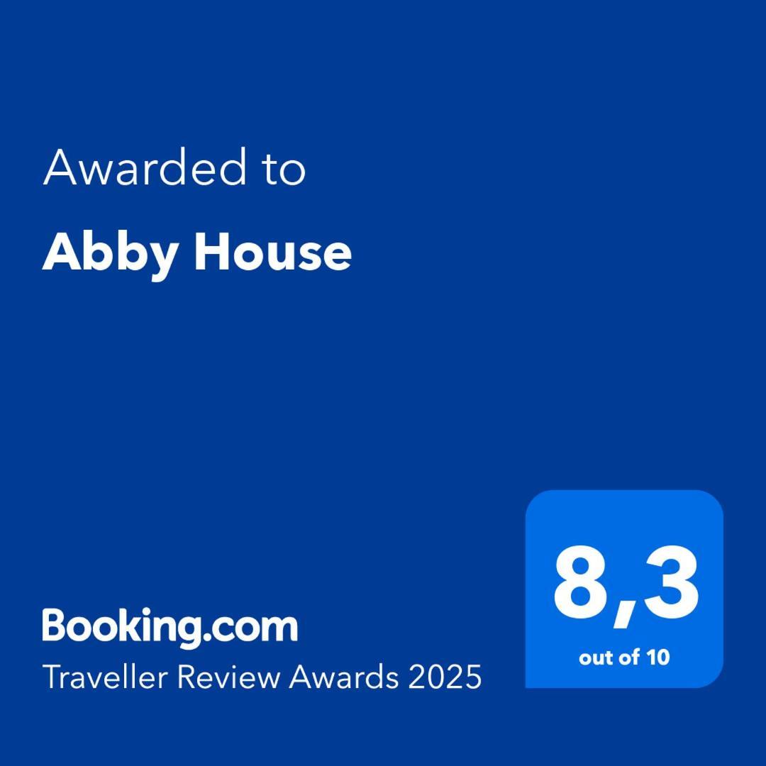 Apartment Abby House *